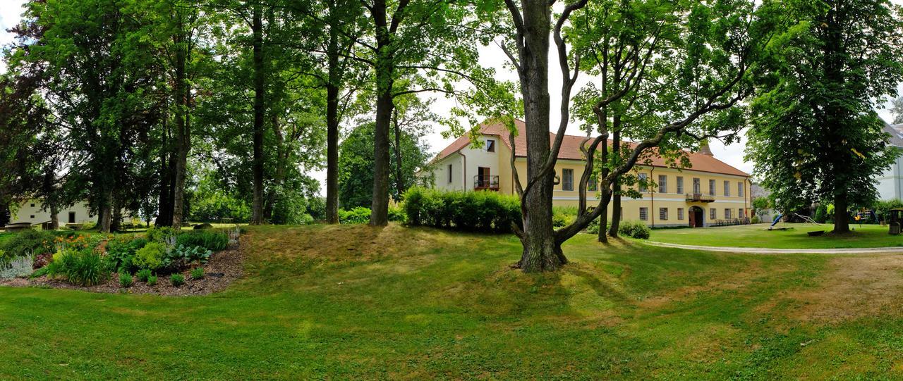 Zamek Jindrichovice Hotel Kolinec Екстериор снимка